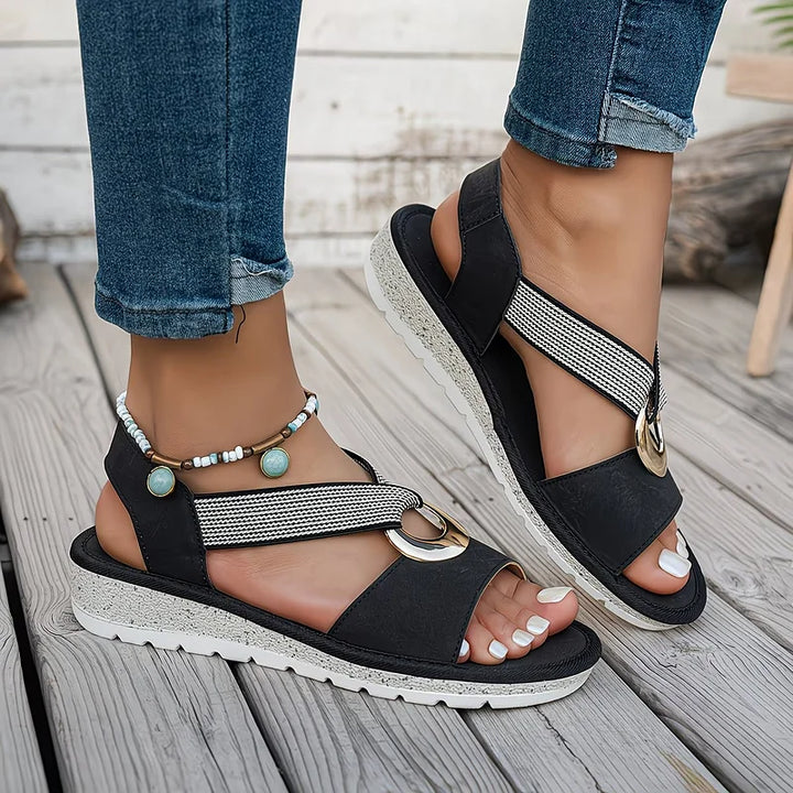 Skylar | Sandales plates boucle métal