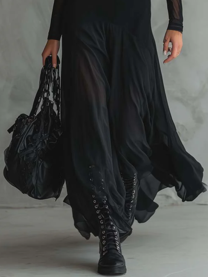 Inès - Robe maxi éthérée en tulle noir